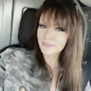 Meet your Posher, Carrie